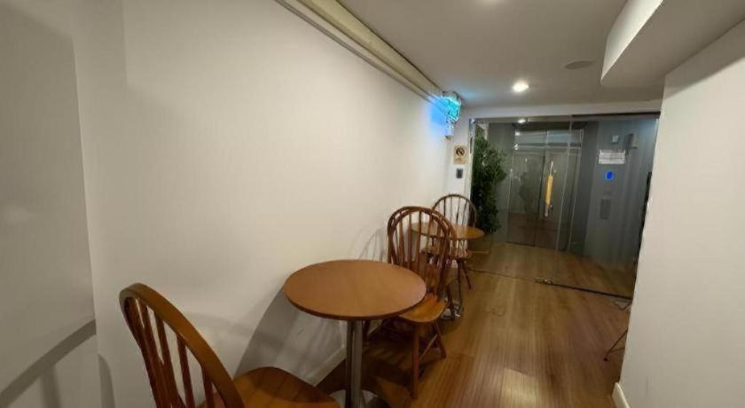 Seoul3 & Slow Bar Cafe Hotel