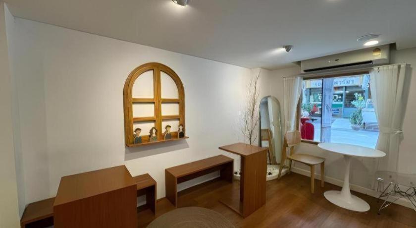 Seoul3 & Slow Bar Cafe 2*