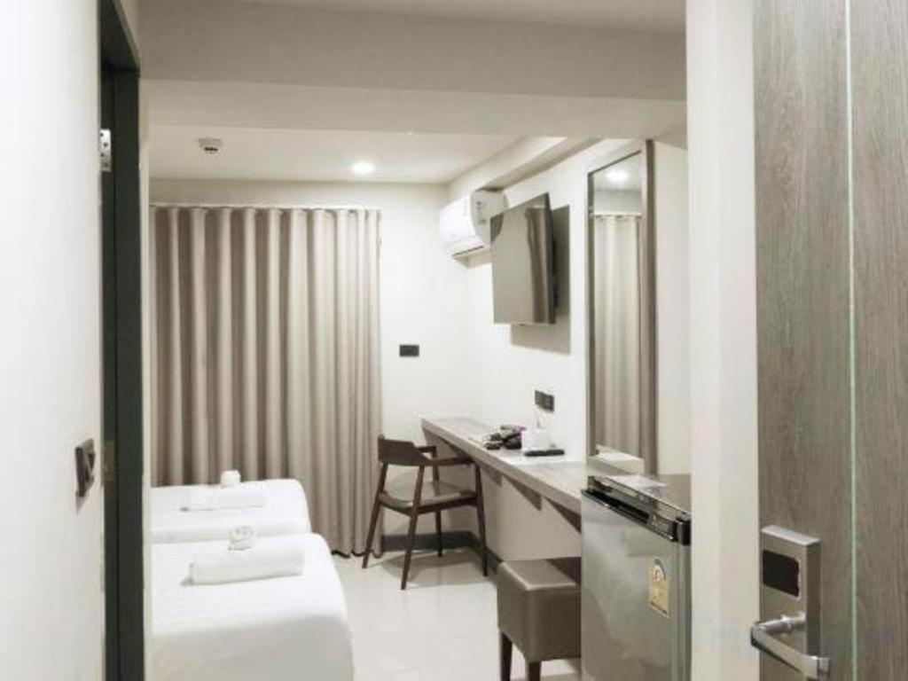 Hotel Seoul3 & Slow Bar Cafe
