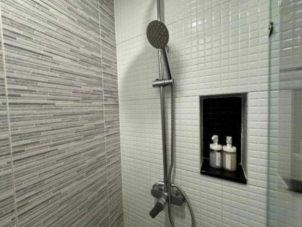 Seoul3 & Slow Bar Cafe Hotel 2*